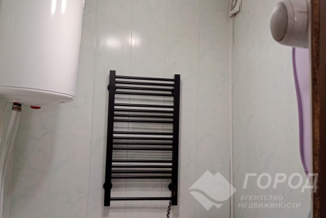 Продам 2-х кімнатну квартиру, Харьковский р-н, Травневое (Харьковский район), Код: 815189/1