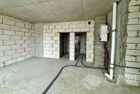 Продам 1-кімнатну квартиру в новобудові, Центр, Код: 815215/1