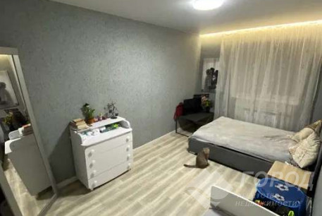 Продам 2-х кімнатну квартиру, Рогань, Код: 815279/1