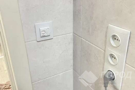 Продам 2-х кімнатну квартиру, Рогань, Код: 815279/1