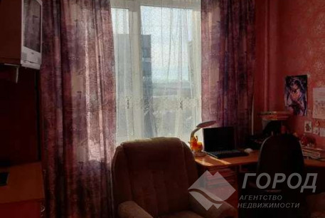 Продам 2-х кімнатну квартиру, ХТЗ, Хролы пос., Код: 815290/1