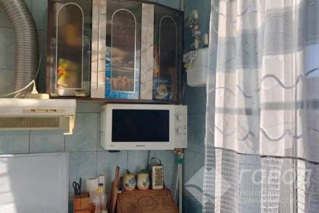 Продам 2-х кімнатну квартиру, ХТЗ, Хролы пос., Код: 815290/1