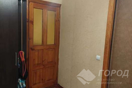 Продам 2-х кімнатну квартиру, ХТЗ, Хролы пос., Код: 815290/1