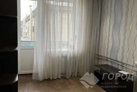 Продам 1-кімнатну квартиру, ХТЗ, ХТЗ метро, Код: 815329/1