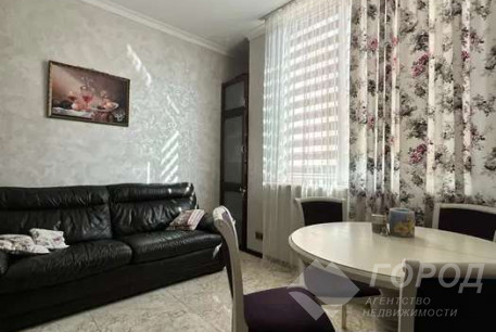 Продам 3-х кімнатну квартиру, Павлово поле, Ботанический сад метро, Код: 815330/1