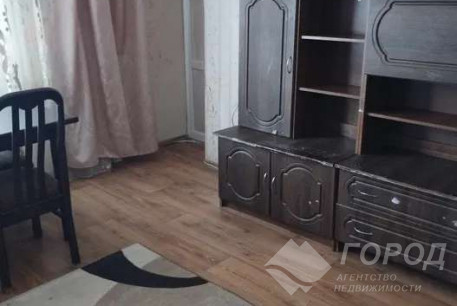 Продам 2-х кімнатну квартиру, Центр, Код: 815354/1