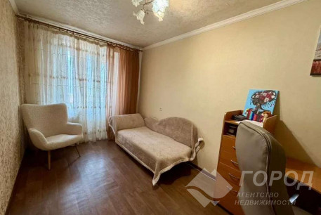 Продам 3-х кімнатну квартиру, Сосновая Горка, Код: 815381/1