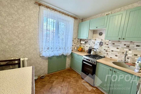 Продам 3-х кімнатну квартиру, Сосновая Горка, Код: 815381/1