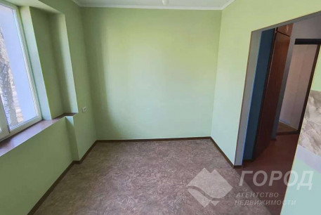 Продам 2-х кімнатну квартиру, Рогань, Докучаевское, Код: 815413/1