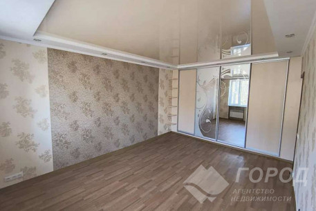 Продам 2-х кімнатну квартиру, Рогань, Докучаевское, Код: 815413/1