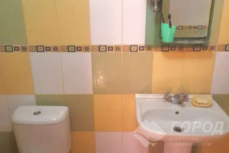 Продам 5-и кімнатну квартиру, Завод Шевченко, Код: 815457/1