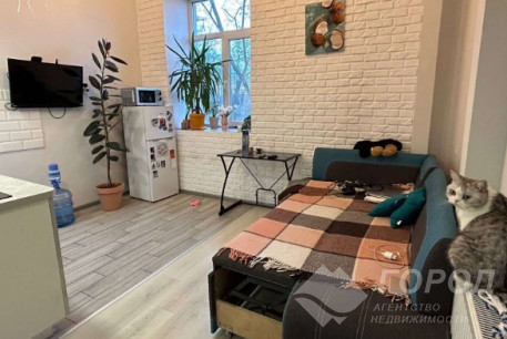 Продам 1-кімнатну квартиру, Центр, Код: 815458/1