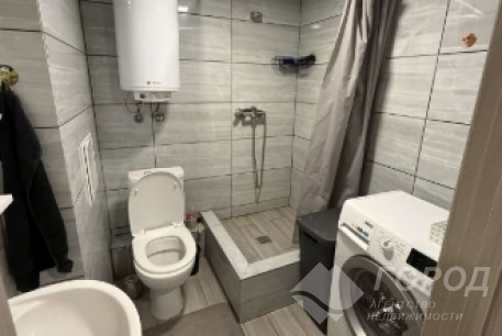 Продам 1-кімнатну квартиру, Центр, Код: 815458/1