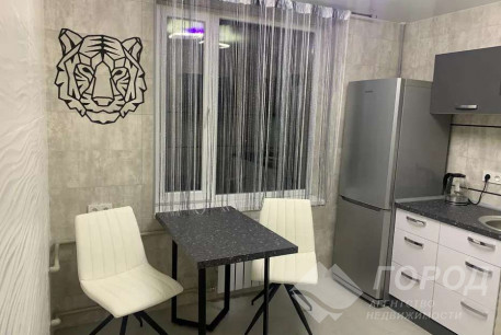 Продам 1-кімнатну квартиру, Гагарина проспект, Метростроителей метро, Код: 815490/1