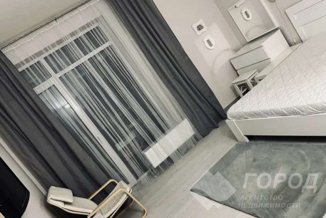 Сдам 1-кімнатну квартиру в новобудові, Центр, Код: 815497/1