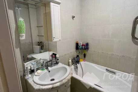 Продам 2-х кімнатну квартиру, Журавлевка, Киевская метро, Код: 815504/1