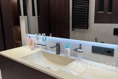 Продам 2-х кімнатну квартиру, Сосновая Горка, Научная метро, Код: 815512/1