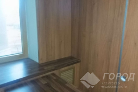 Продам 2-х кімнатну квартиру, Гагарина проспект, Защитников Украины метро (Площадь Восстания), Код: 815515/1