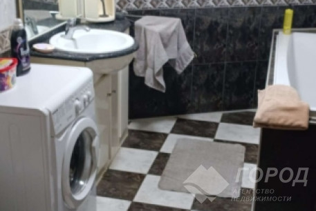 Продам 2-х кімнатну квартиру, Гагарина проспект, Защитников Украины метро (Площадь Восстания), Код: 815515/1