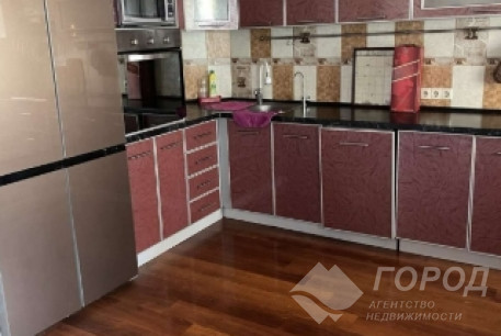 Продам 3-х кімнатну квартиру в новобудові, Гагарина проспект, Защитников Украины метро (Площадь Восстания), Код: 815552/1