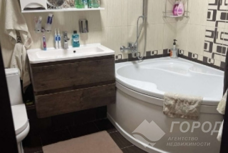 Продам 3-х кімнатну квартиру в новобудові, Гагарина проспект, Защитников Украины метро (Площадь Восстания), Код: 815552/1