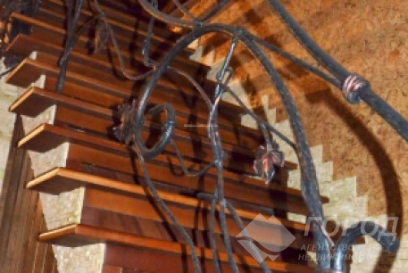 Продам 4-х кімнатну квартиру, Холодная Гора, Холодная Гора метро, Код: 815554/1