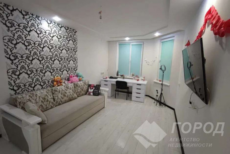 Продам 3-х кімнатну квартиру в новобудові, Салтовский, Код: 815558/1