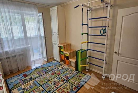 Продам 3-х кімнатну квартиру, Песочин, Код: 815561/1