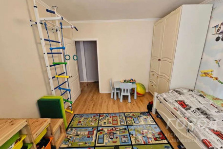 Продам 3-х кімнатну квартиру, Песочин, Код: 815561/1