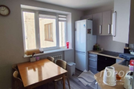 Продам 3-х кімнатну квартиру, Новые дома, Маршала Жукова метро (Дворец спорта), Код: 815563/1