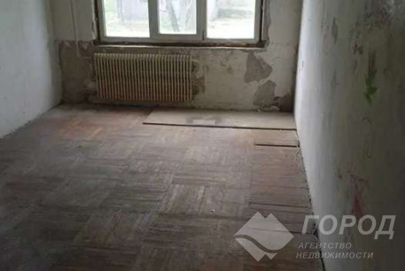 Продам 4-х кімнатну квартиру, Алексеевка, Код: 815573/1