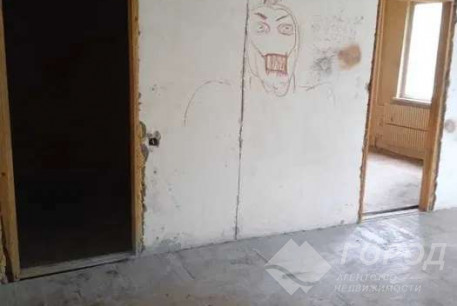 Продам 4-х кімнатну квартиру, Алексеевка, Код: 815573/1