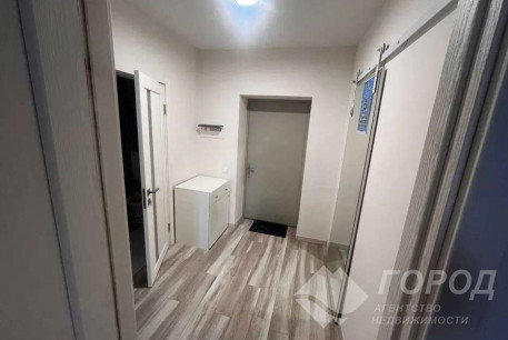 Продам 1-кімнатну квартиру, Новые дома, Маршала Жукова метро (Дворец спорта), Код: 815574/1