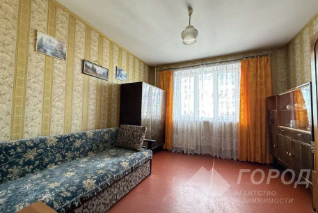 Продам 3-х кімнатну квартиру, Рогань, Восточный, Код: 815588/1
