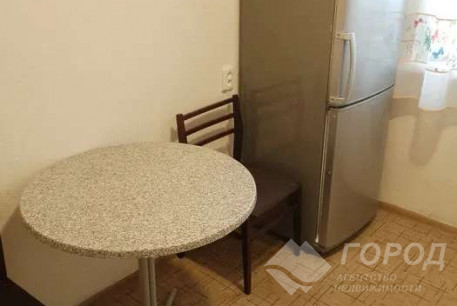 Продам 1-кімнатну квартиру, Рогань, Код: 815595/2