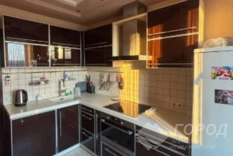 Продам 2-х кімнатну квартиру, Алексеевка, Код: 815629/1