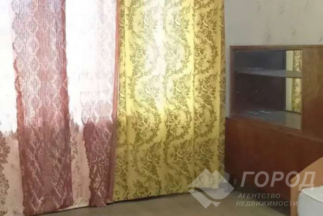 Продам 1-кімнатну квартиру, Рогань, Код: 815643/1