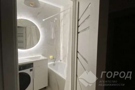 Продам 1-кімнатну квартиру в новобудові, Центральный рынок, Центральный Рынок метро, Код: 815653/1