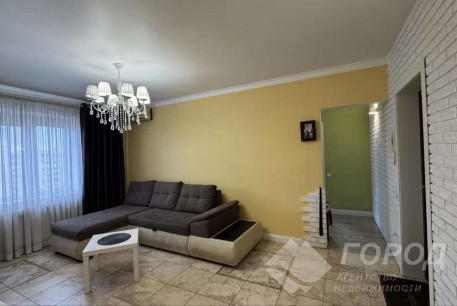 Продам 2-х кімнатну квартиру, Песочин, Код: 815690/1