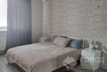 Сдам 1-кімнатну квартиру в новобудові, Рогань, Код: 815712/1