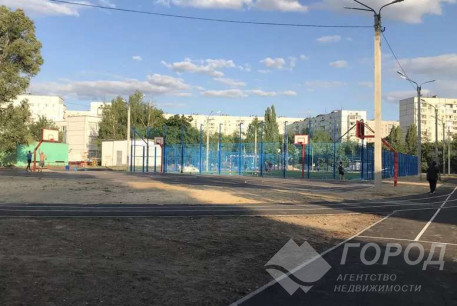 Продам 3-х кімнатну квартиру, Салтовка, 522 м/р, Код: 815728/1