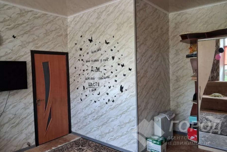 Продам 1-кімнатну квартиру, Центр, Код: 815734/1