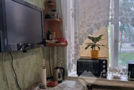 Продам 1-кімнатну квартиру, Центр, Код: 815734/1