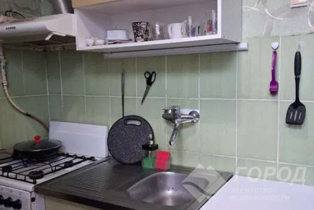 Продам 1-кімнатну квартиру, Центр, Код: 815734/1