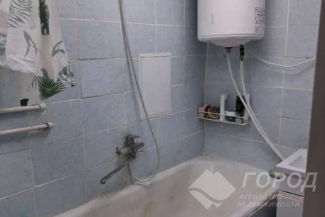 Продам 1-кімнатну квартиру, Центр, Код: 815734/1