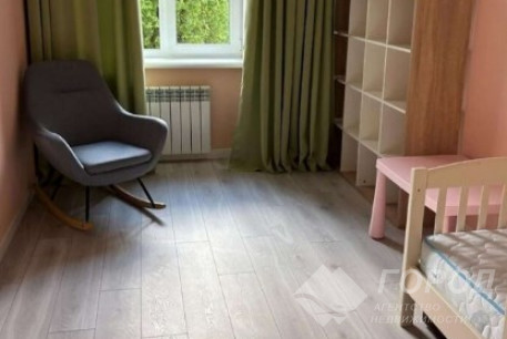 Продам 3-х кімнатну квартиру, Сосновая Горка, Научная метро, Код: 815764/1