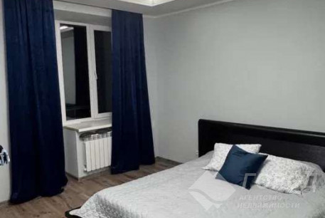 Продам 2-х кімнатну квартиру, Сосновая Горка, Научная метро, Код: 815780/1