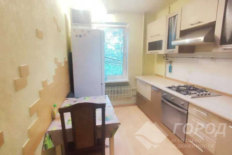 Продам 2-х кімнатну квартиру, Дергачевский р-н, Солоницевка пгт., Код: 815788/1