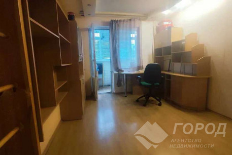 Продам 2-х кімнатну квартиру, Дергачевский р-н, Солоницевка пгт., Код: 815788/1