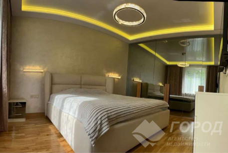 Продам 2-х кімнатну квартиру, Сосновая Горка, Научная метро, Код: 815804/1